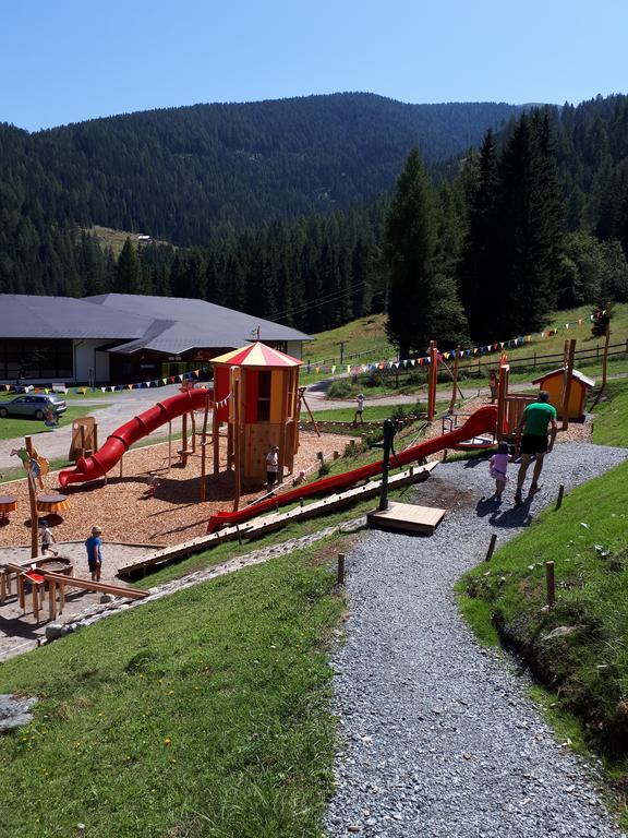 Simonbauerhof Villa Bad Kleinkirchheim Exterior photo